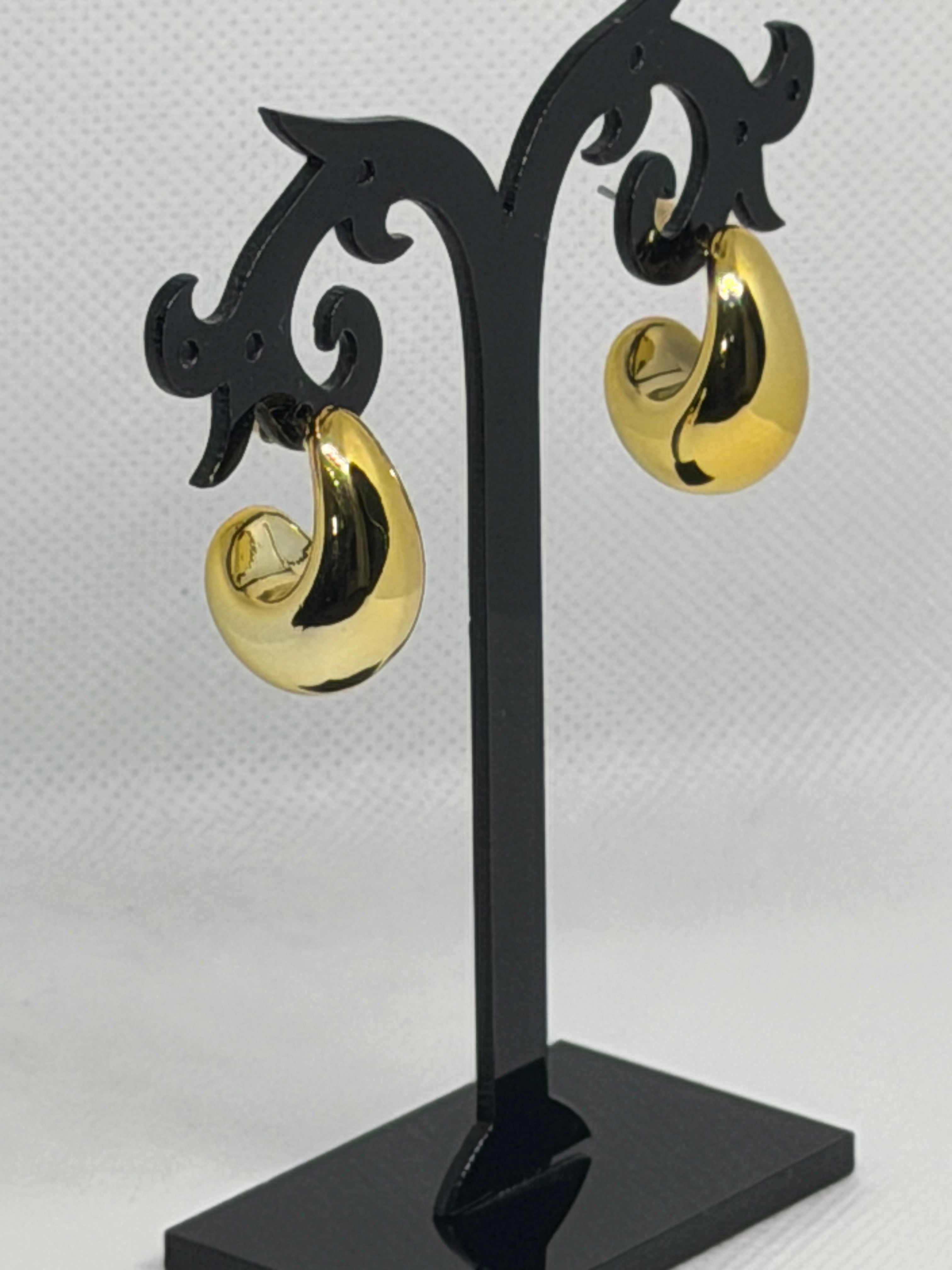 Orecchini mezza goccia