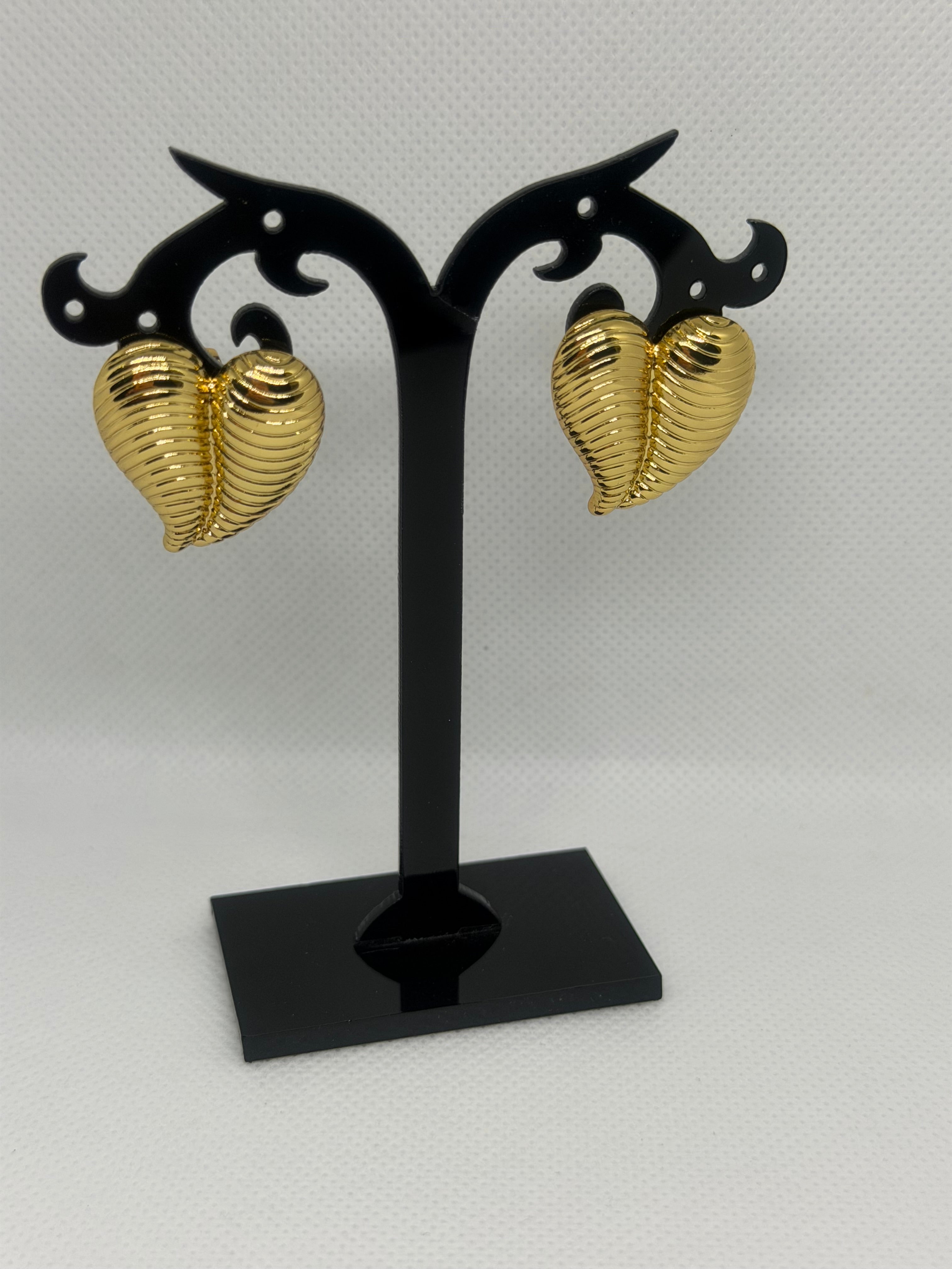 Orecchini cuore striato