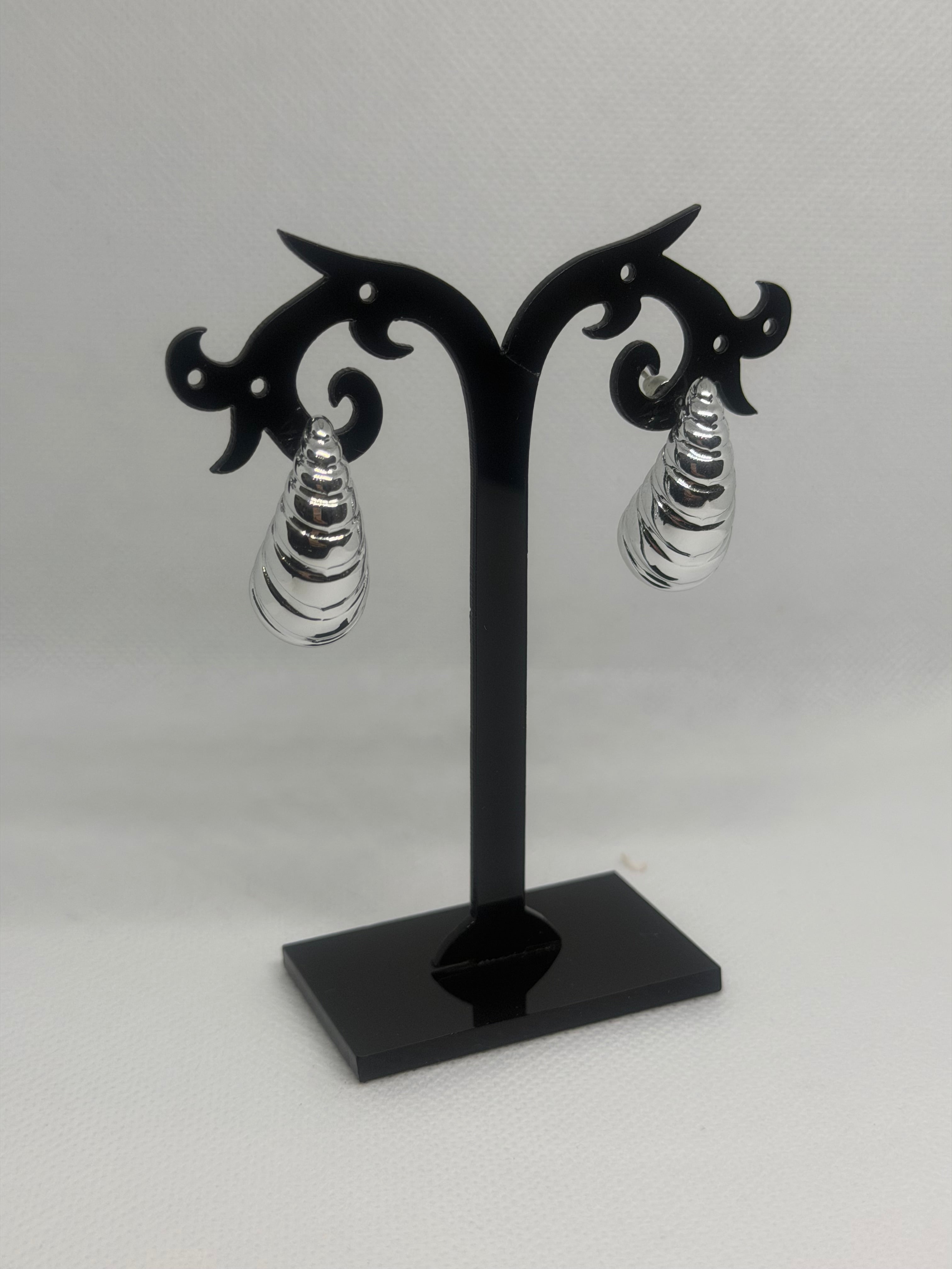 Orecchini goccia striata