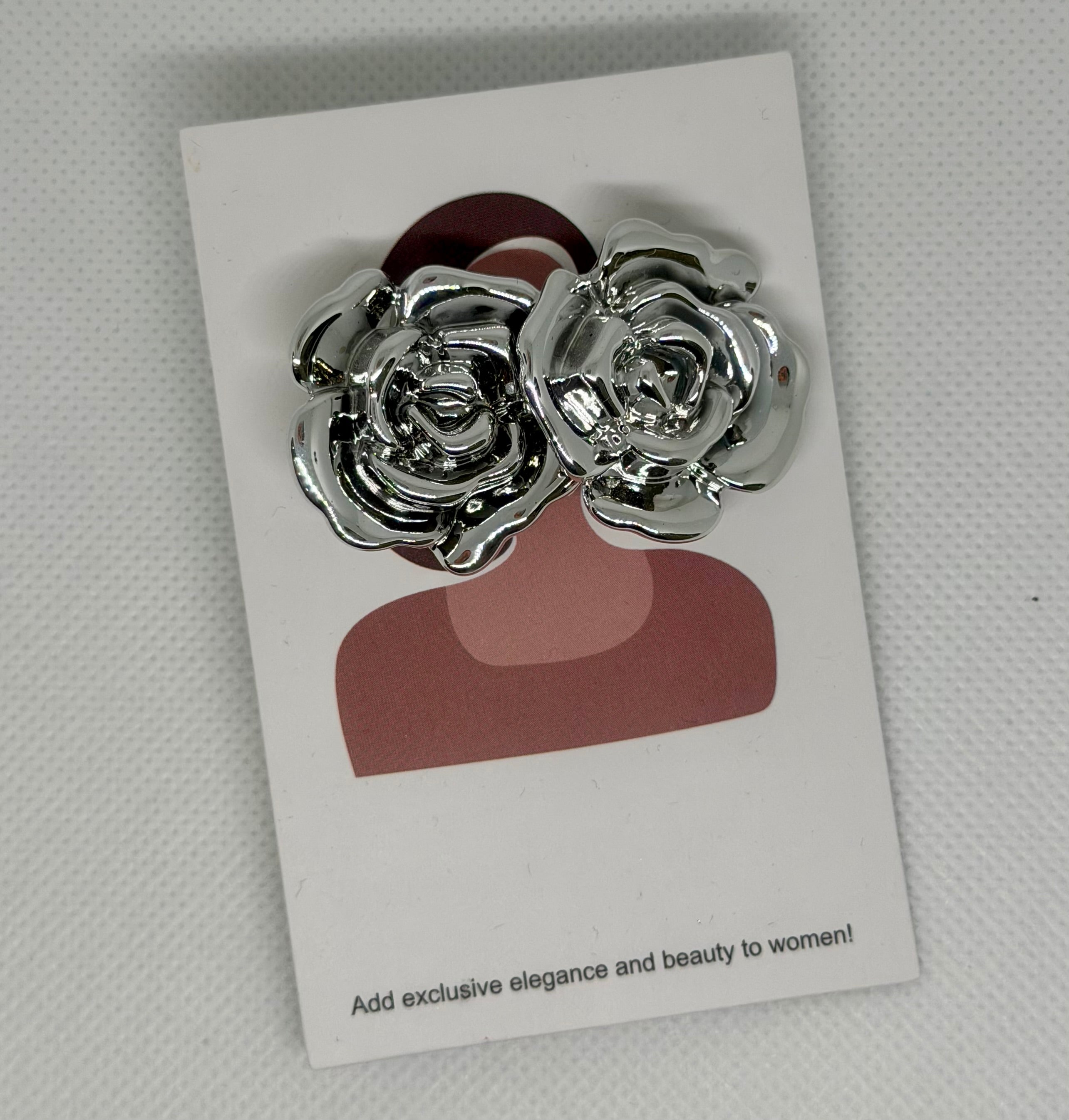 Orecchini fiori rilievo