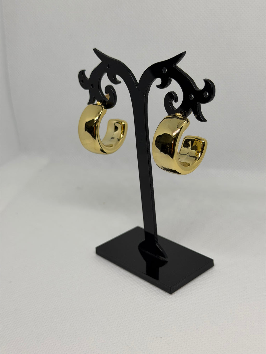 Orecchini mezzi cerchio gold