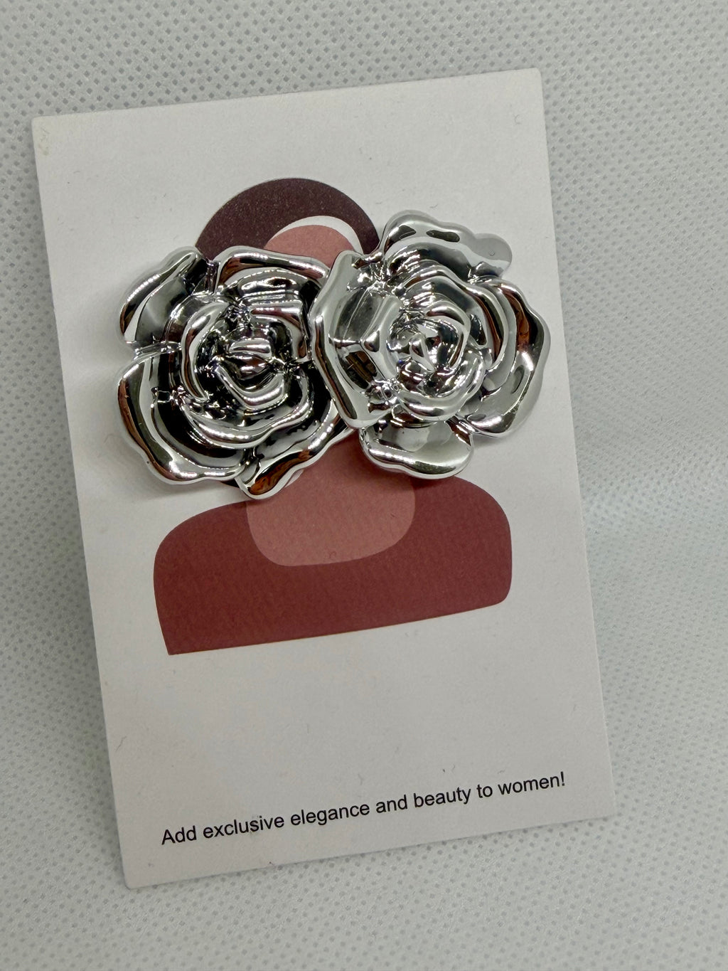 Orecchini fiori rilievo